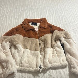 Forever 21 Women's Tri-Tone Teddy Jacket